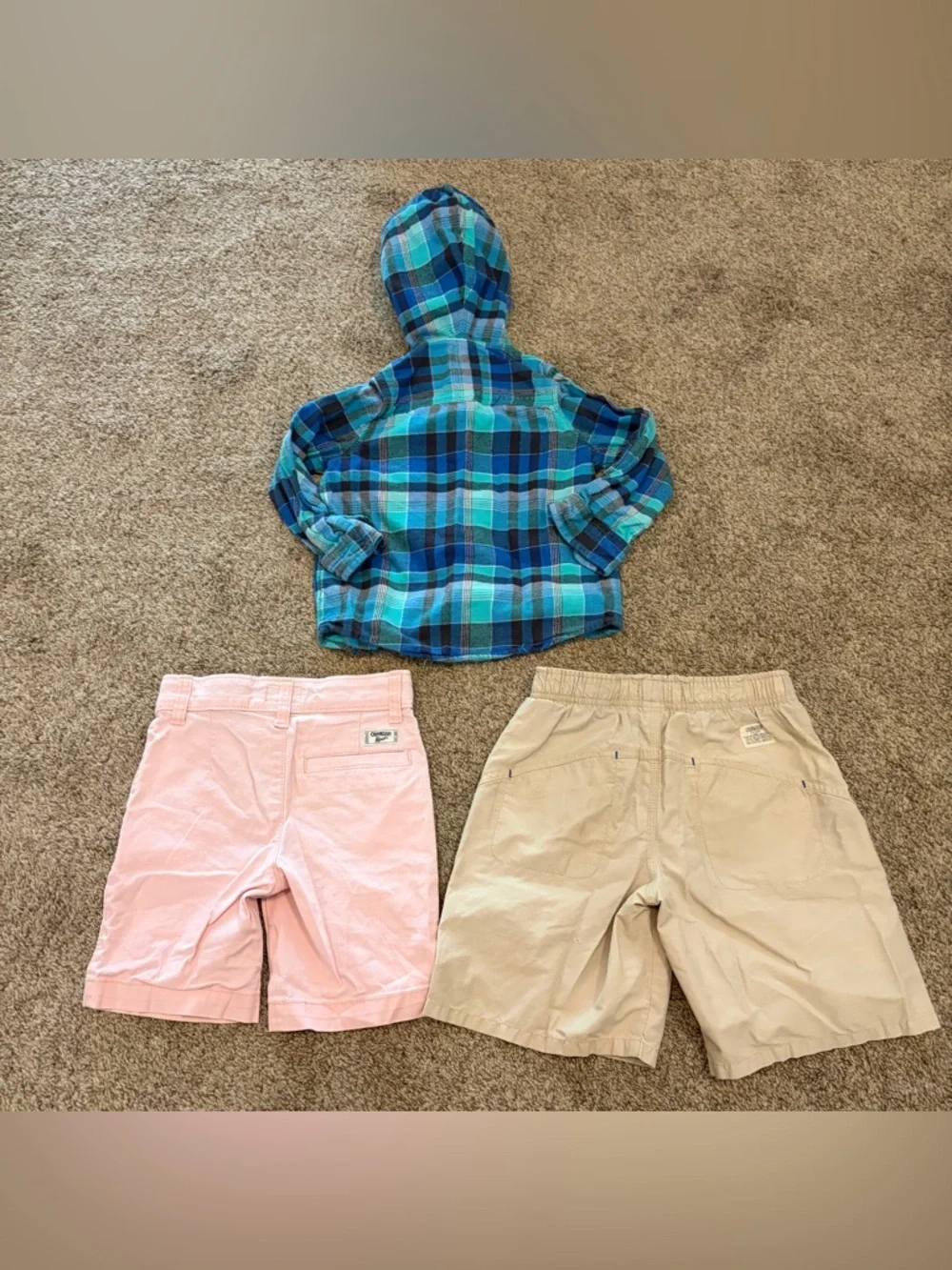 OshKosh B'gosh Boys Shorts and Top Bundle Size 4/4T